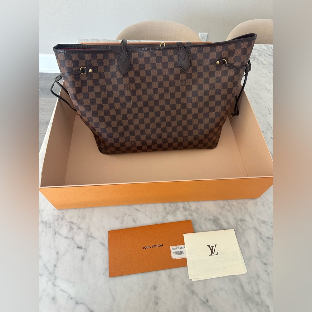 Louis Vuitton Brown Checkered Women's Bag, GM size